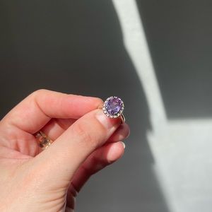 Color changing Sapphire and Diamond ring